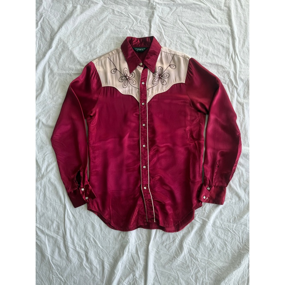 1970s Vintage Western Pearl Snap Shirt Burgundy Cream Floral Embroidered